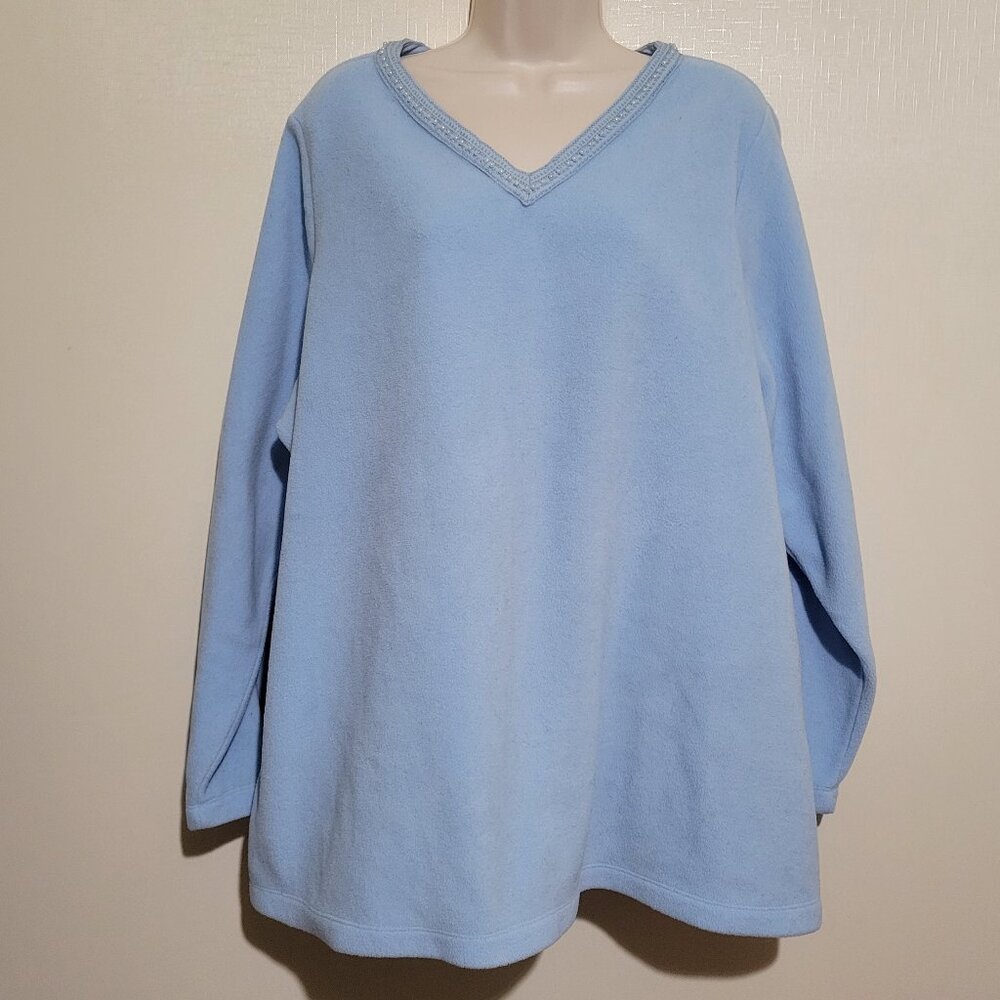 d&Co V-Neck Sweater